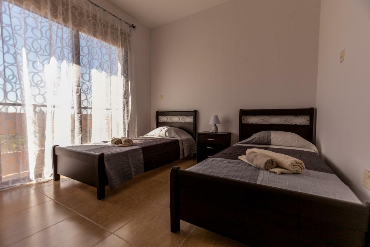 Dafni villa 19 Paralimni Esterno foto