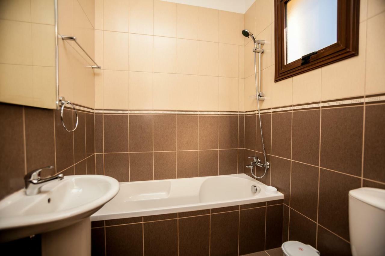 Dafni villa 19 Paralimni Esterno foto
