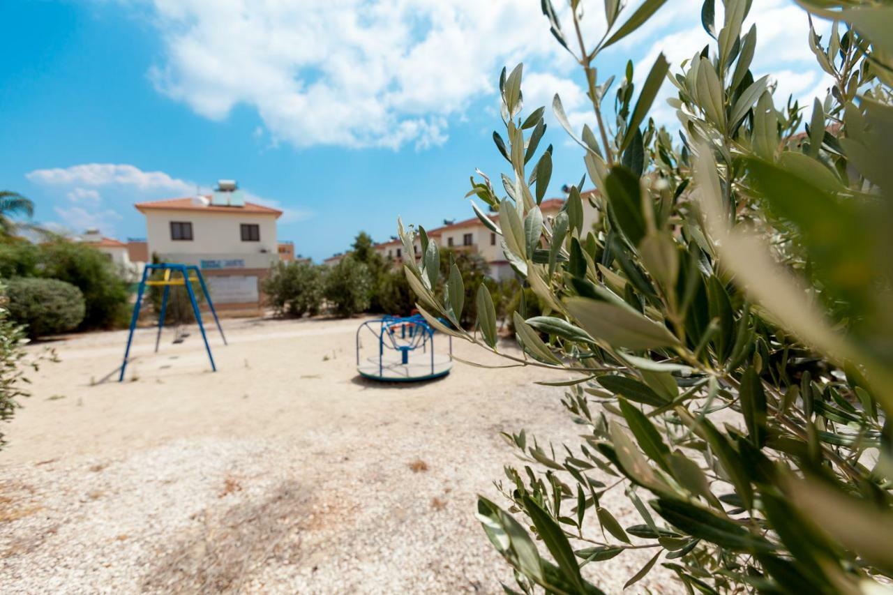 Dafni villa 19 Paralimni Esterno foto